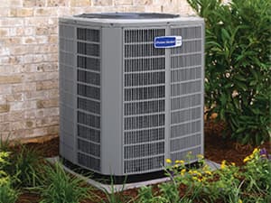 Professional heat pump installation in the Granite Bay area New residential heat pump system installed outside a home in the Granite Bay service area